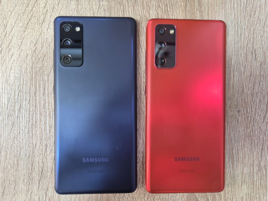 SAMSUNG S20 FE